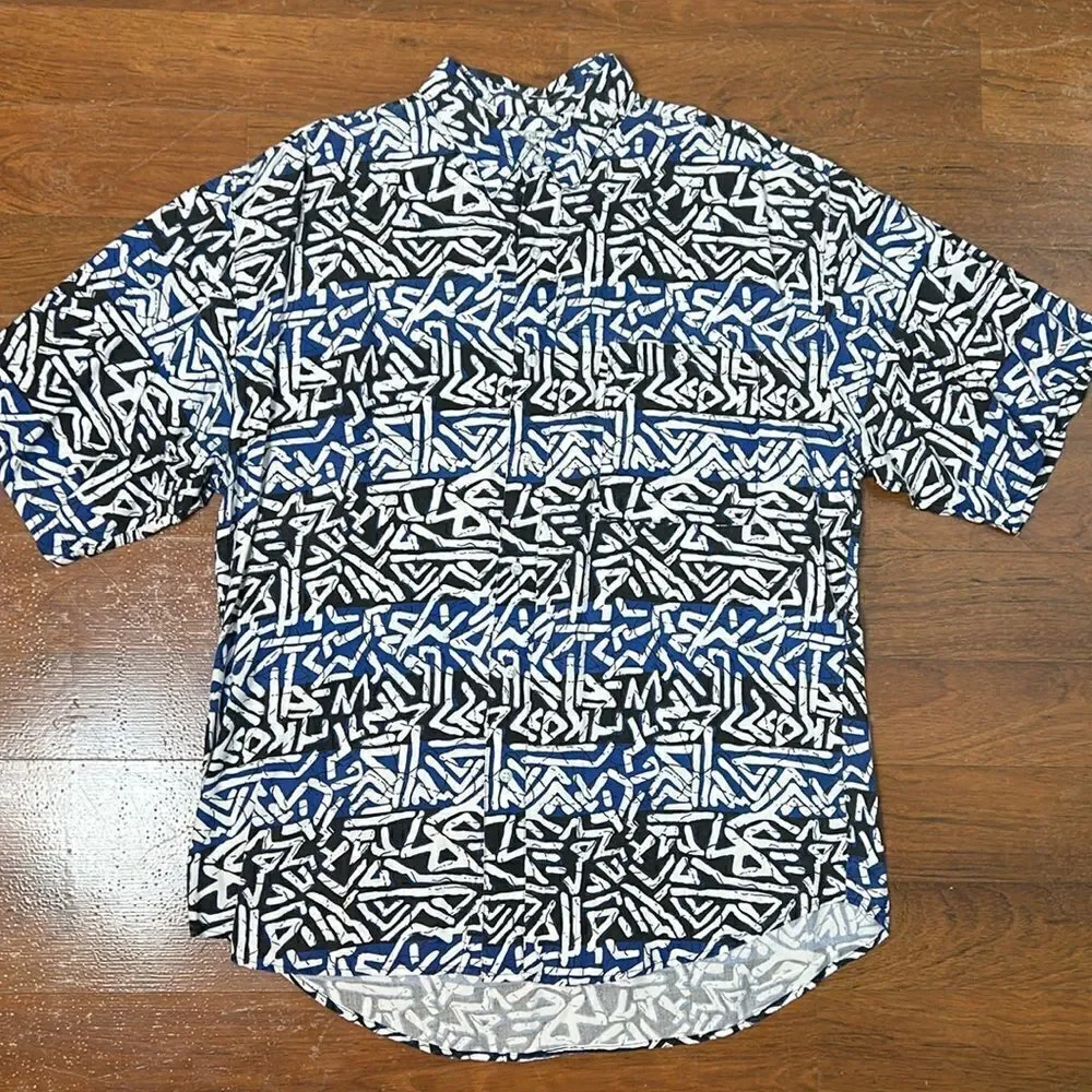Vintage mens BUGLE BOY Co. button down rayon shirt XL short sleeve 80s Hawaiian